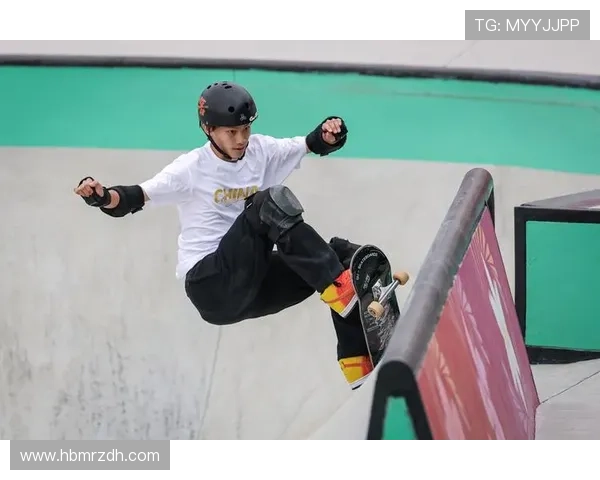 广州滑板队在全国滑板配合排行榜中荣获第十名展现出强劲实力与潜力